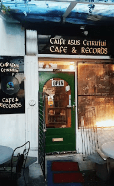 The-Record-Break-Front-Entrance The Entrance to the Record Break